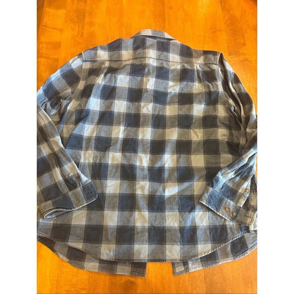 Men’s Carhartt thick flannel, button-down shirt, size XXL - Picture 4 of 4